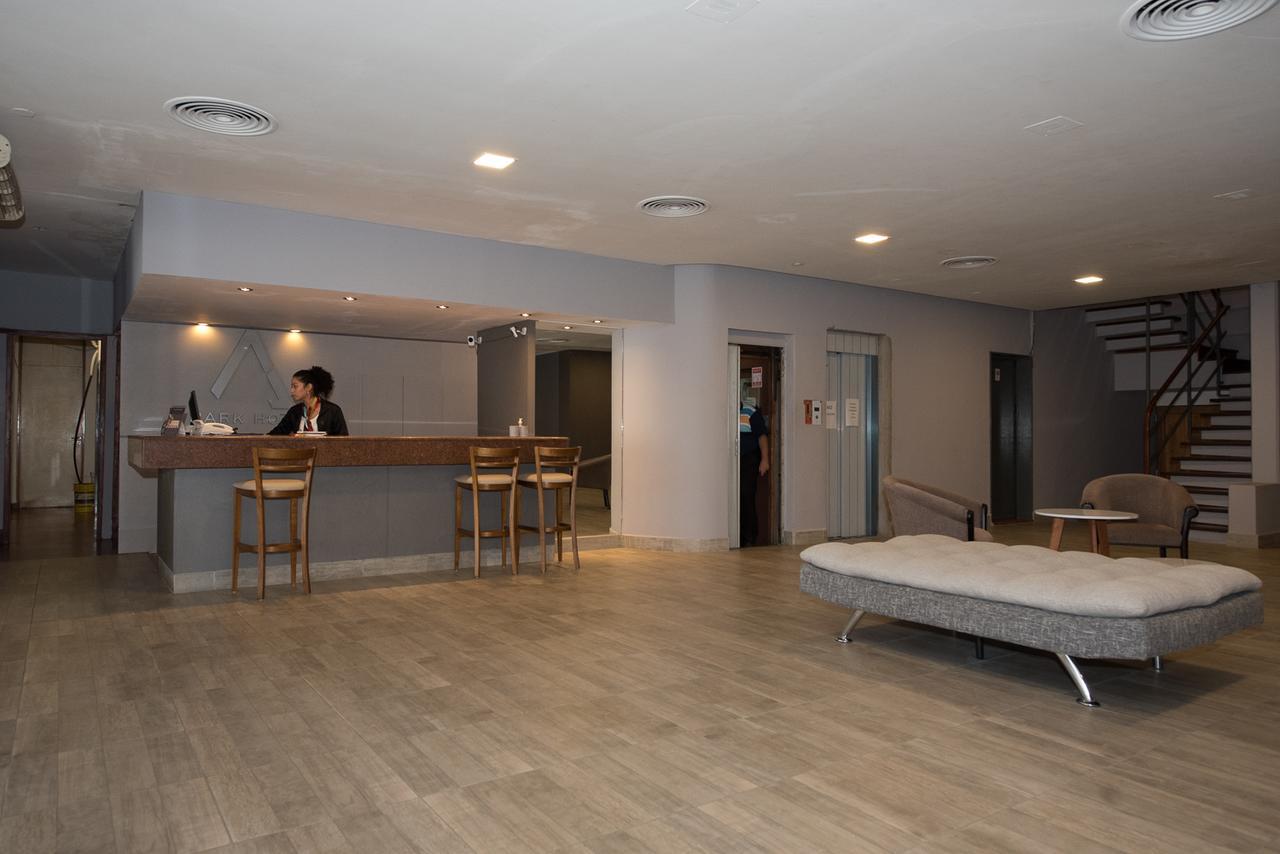 Avant Park Hotel La Rioja Luaran gambar